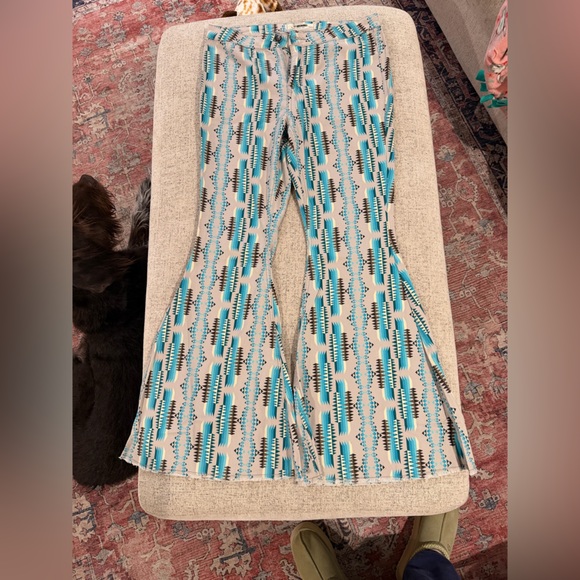 Women’s Rock & Roll Denim Bargain Button Bell Jeans - Picture 5 of 5